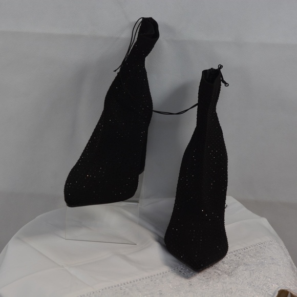 Black Crystal Booties SZ 9 NWT MIA - Picture 10 of 11
